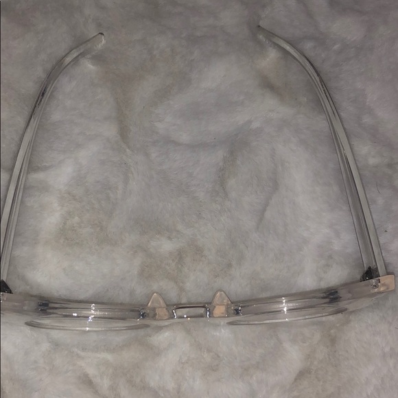 Clear frames - Picture 2 of 2
